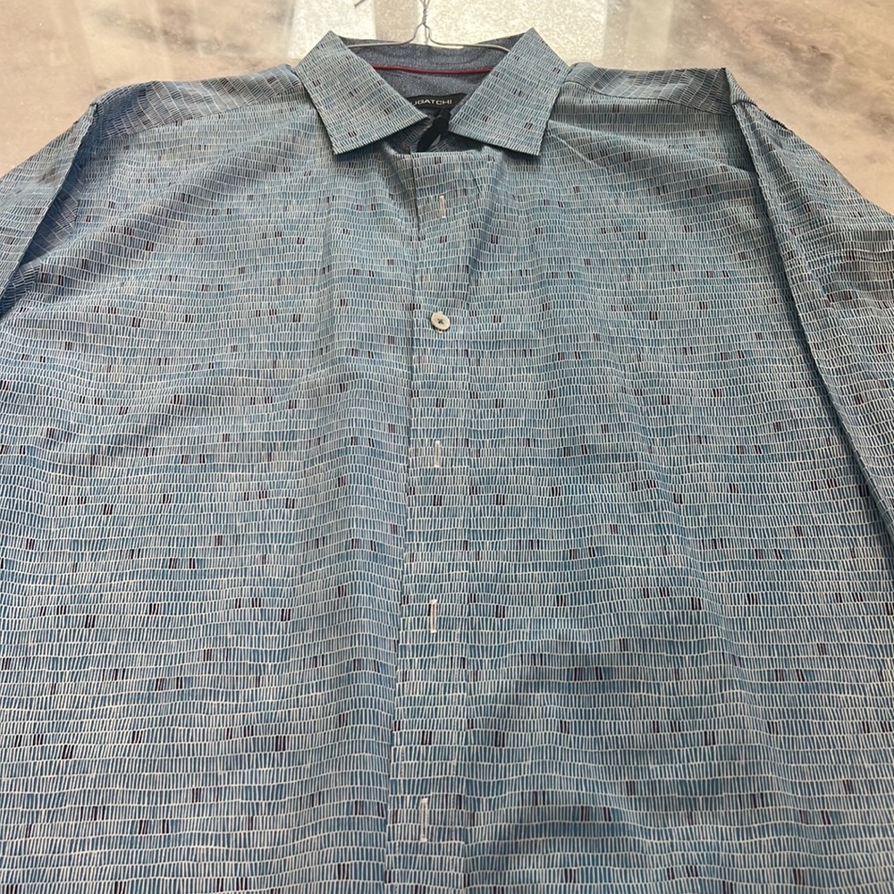 Bugatchi Men’s Button Up Shirt - Picture 3 of 4